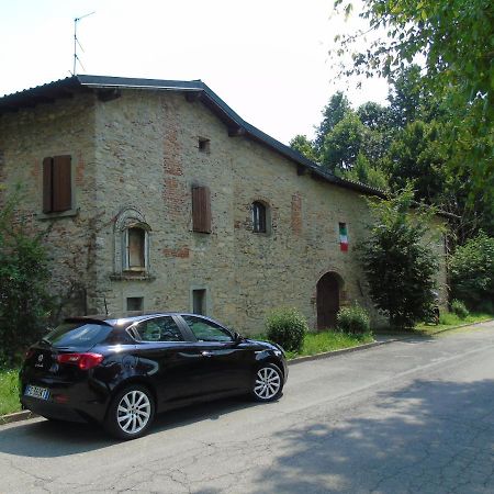 ベルガモ Cascina Cavalli Astinoヴィラ エクステリア 写真
