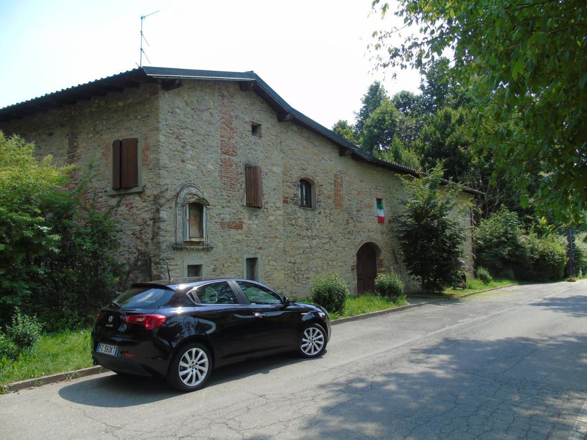 ベルガモ Cascina Cavalli Astinoヴィラ エクステリア 写真