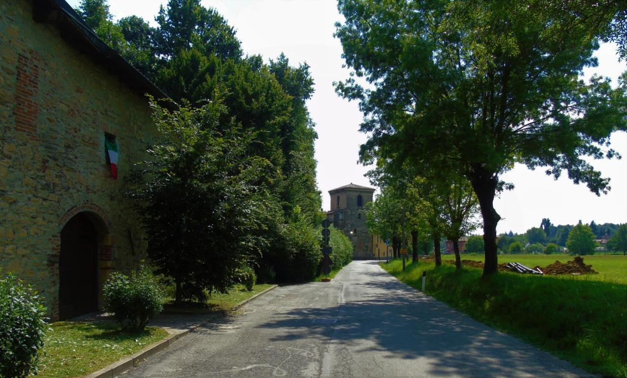 ベルガモ Cascina Cavalli Astinoヴィラ エクステリア 写真