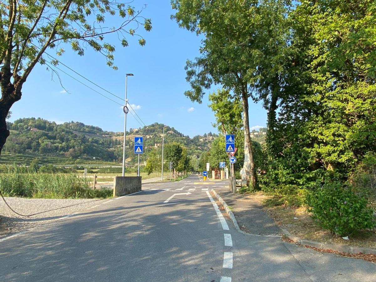 ベルガモ Cascina Cavalli Astinoヴィラ エクステリア 写真